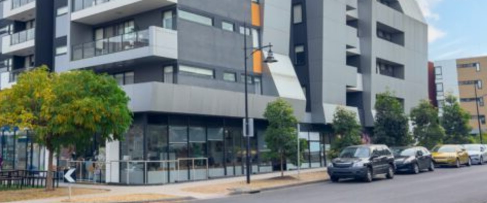 Understanding the Distinctions Between Residential and Commercial Property Solutions